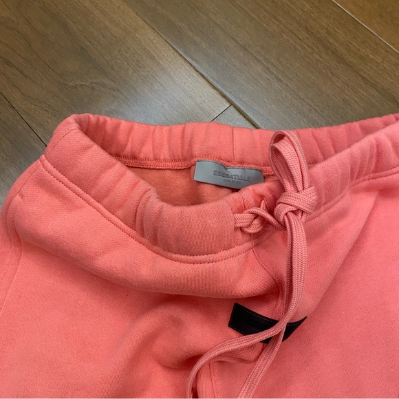 Fear of God Essentials Coral Sweatpants - Picture 5 of 6